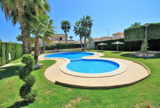Revente - Maison de ville -
Villamartín - PAU 8