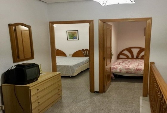 Sprzedaż - Apartament / Mieszkanie -
Santa Pola - Costa Blanca