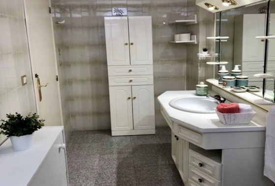 Sprzedaż - Apartament / Mieszkanie -
Santa Pola - Costa Blanca