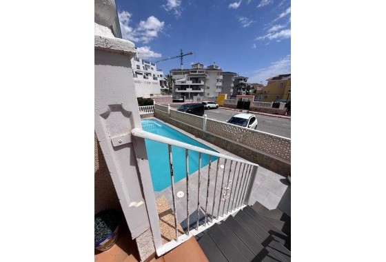 Revente - Maison de ville -
Villamartín - Costa Blanca