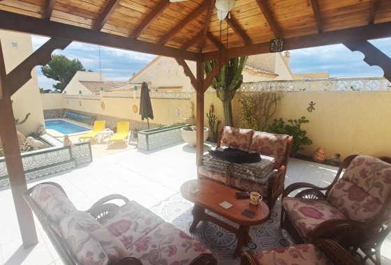 Revente - Villa Individuelle -
Villamartín - Costa Blanca