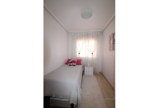 Resale - Wohnung / Apartment -
Torrevieja - Center