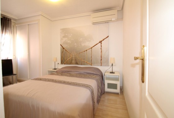 Resale - Wohnung / Apartment -
Torrevieja - Center