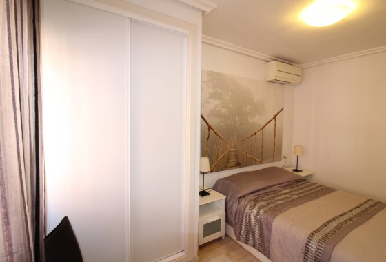 Resale - Wohnung / Apartment -
Torrevieja - Center