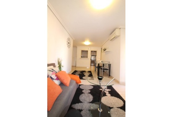Resale - Wohnung / Apartment -
Torrevieja - Center