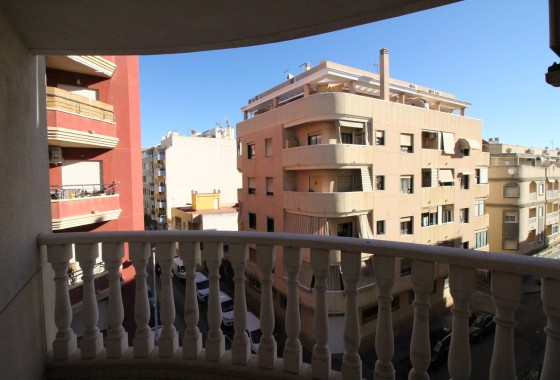 Resale - Wohnung / Apartment -
Torrevieja - Center
