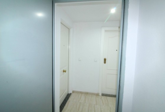 Resale - Wohnung / Apartment -
Torrevieja - Center