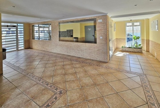 Sprzedaż - Apartament / Mieszkanie -
Torrevieja - Nueva Torrevieja