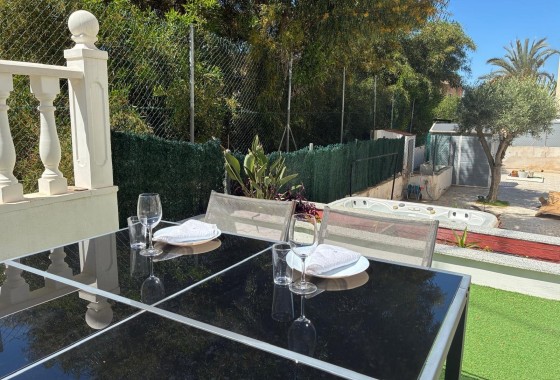 Resale - Wohnung / Apartment -
Torrevieja - La Mata