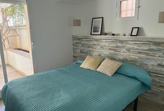 Resale - Wohnung / Apartment -
Torrevieja - La Mata