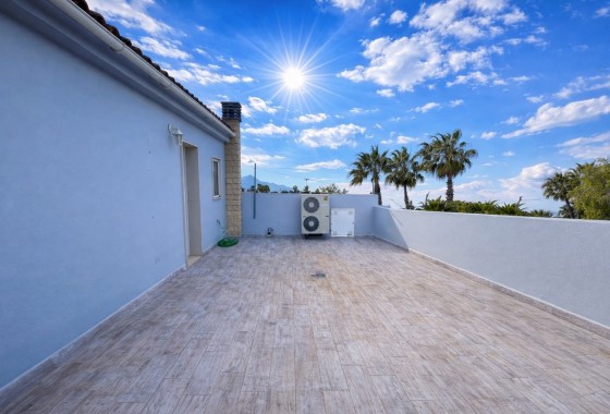 Sprzedaż - Willa wolnostojąca -
Catral - Costa Blanca