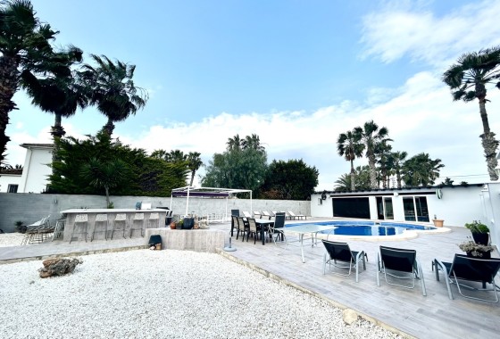 Sprzedaż - Willa wolnostojąca -
Catral - Costa Blanca