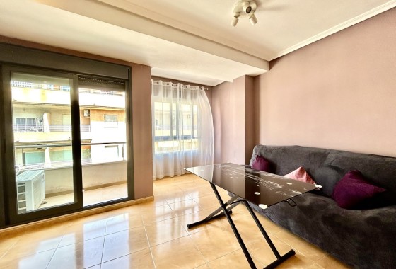 Sprzedaż - Apartament / Mieszkanie -
Torrevieja - Costa Blanca