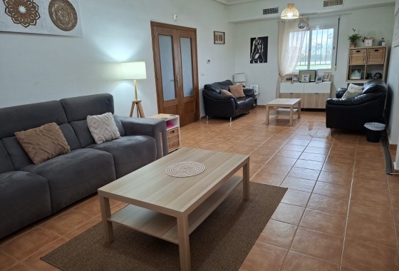 Resale - Freistehende Villa -
Catral