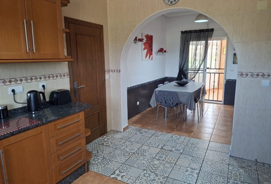 Resale - Freistehende Villa -
Catral
