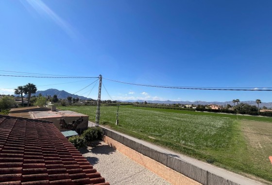 Resale - Freistehende Villa -
Catral