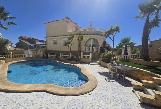 Sprzedaż - Detached Villa -
Monforte del Cid