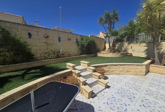 Sprzedaż - Detached Villa -
Monforte del Cid