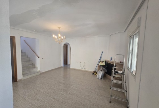 Sprzedaż - Detached Villa -
Monforte del Cid