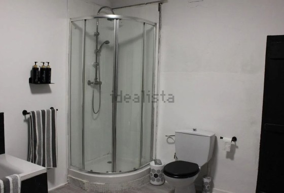 Venta - Adosado -
Pinoso