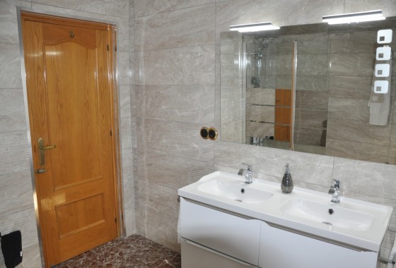 Venta - Finca Propiedad rural -
Crevillente