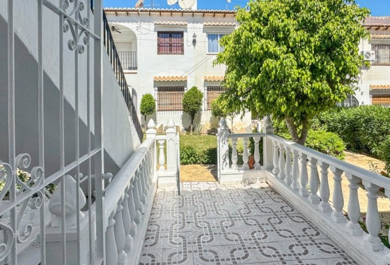 Sprzedaż - Apartament / Mieszkanie -
Torrevieja - Los Balcones - Los Altos del Edén