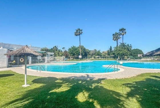 Sprzedaż - Apartament / Mieszkanie -
Torrevieja - Los Balcones - Los Altos del Edén