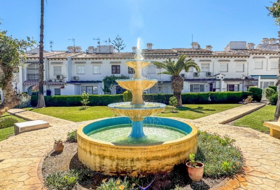 Sprzedaż - Apartament / Mieszkanie -
Torrevieja - Los Balcones - Los Altos del Edén