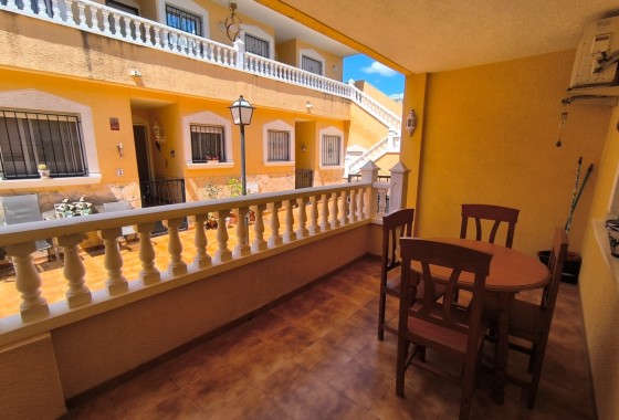 Resale - Wohnung / Apartment -
Orihuela