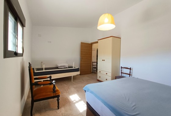 Venta - Chalet Independiente -
Abanilla