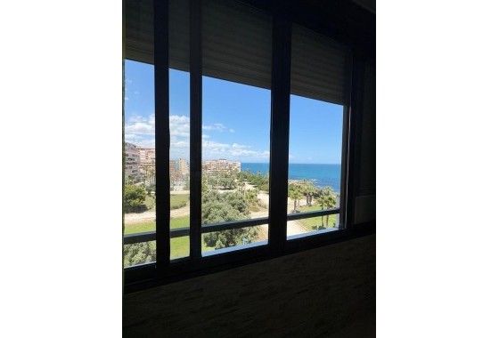 Revente - Appartement -
Torrevieja - Cabo cervera