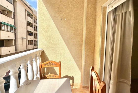 Revente - Appartement -
Torrevieja - Center