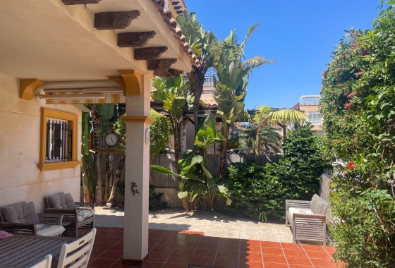 Sprzedaż - Willa wolnostojąca -
Orihuela Costa - La Regia