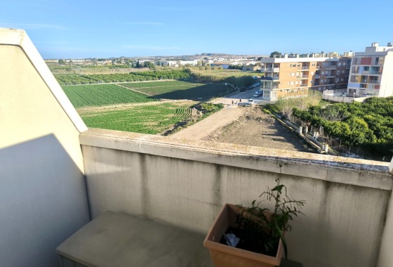 Resale - Apartment / Flat -
Almoradí
