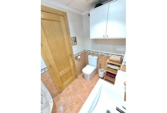 Resale - Apartment / Flat -
Almoradí