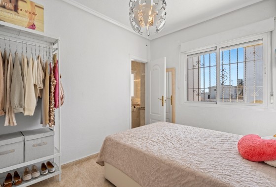 Revente - Villa mitoyenne -
Benijofar - Monte Azul