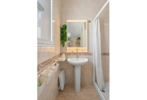 Revente - Villa mitoyenne -
Benijofar - Monte Azul