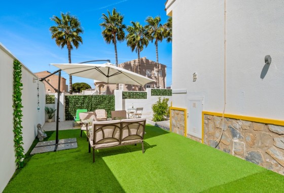 Revente - Villa mitoyenne -
Benijofar - Monte Azul