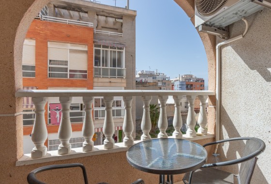 Sprzedaż - Apartament / Mieszkanie -
Torrevieja - Costa Blanca