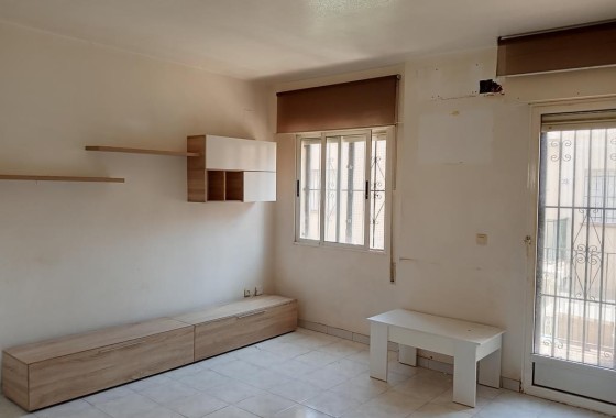 Revente - Appartement -
Torrevieja - Carrefour