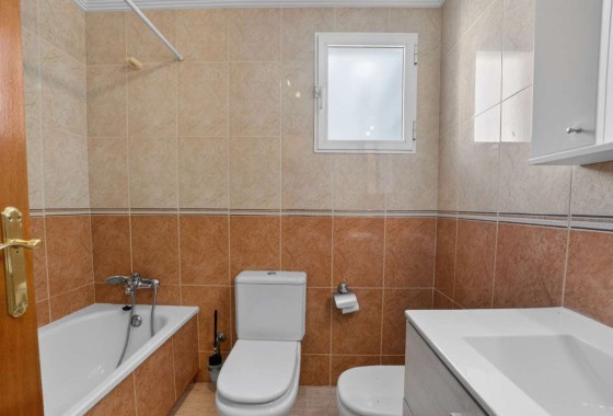 Herverkoop - Appartement / Flat -
Torrevieja - Costa Blanca