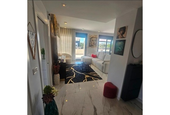 Sprzedaż - Apartament / Mieszkanie -
Orihuela Costa - Los Almendros-la Florida