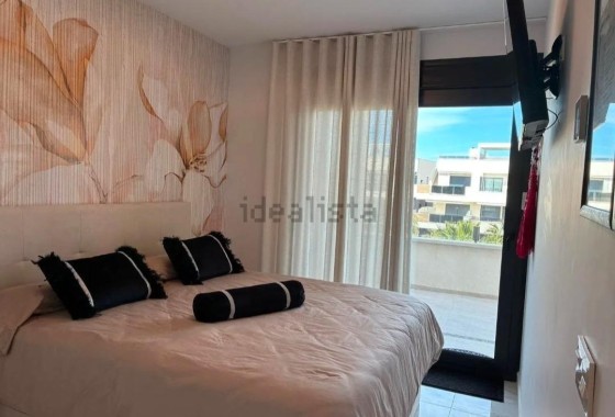 Sprzedaż - Apartament / Mieszkanie -
Orihuela Costa - Los Almendros-la Florida