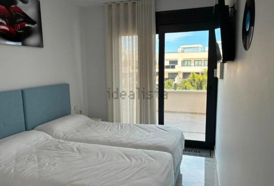 Sprzedaż - Apartament / Mieszkanie -
Orihuela Costa - Los Almendros-la Florida