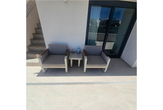 Sprzedaż - Apartament / Mieszkanie -
Orihuela Costa - Los Almendros-la Florida