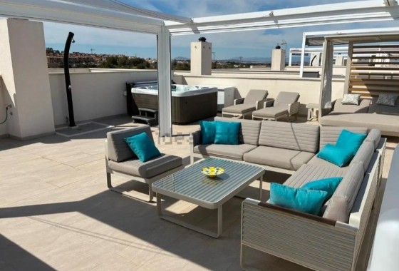Sprzedaż - Apartament / Mieszkanie -
Orihuela Costa - Los Almendros-la Florida