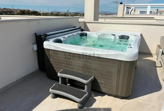 Sprzedaż - Apartament / Mieszkanie -
Orihuela Costa - Los Almendros-la Florida