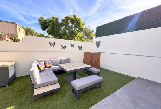 Revente - Villa Individuelle -
Villamartín - Costa Blanca