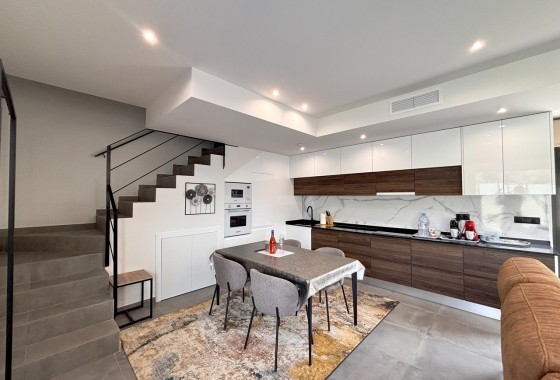 Revente - Villa Individuelle -
Villamartín - Costa Blanca