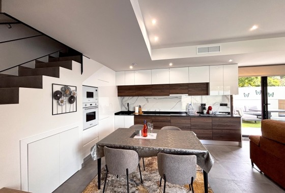 Revente - Villa Individuelle -
Villamartín - Costa Blanca